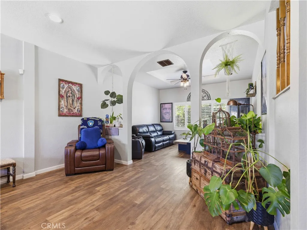 Additional image 55 of 22319 Lull Street, Canoga Park, CA 91304