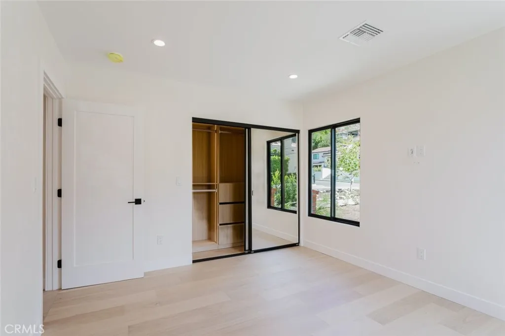 Additional image 49 of 941 Sherlock Drive, Burbank, CA 91501