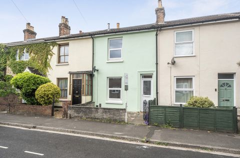 Queenstown Road, Freemantle, Southampton, Hampshire SO15