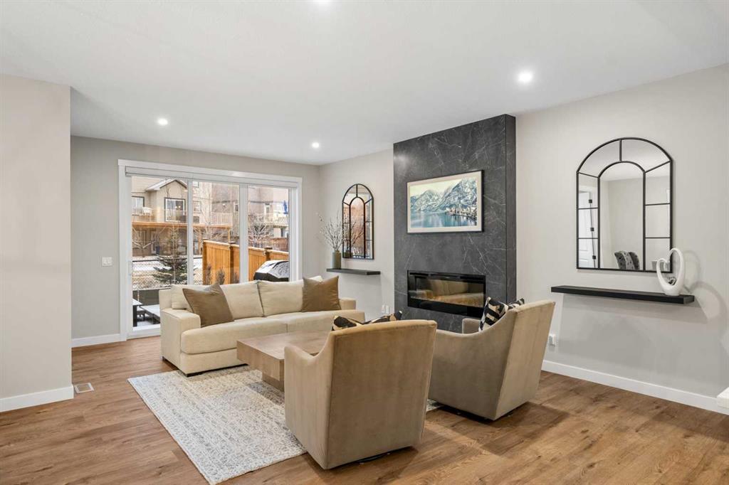 Additional image 4 of 135 Silver Spruce Grove SW, Calgary, AB, t2X 5M1