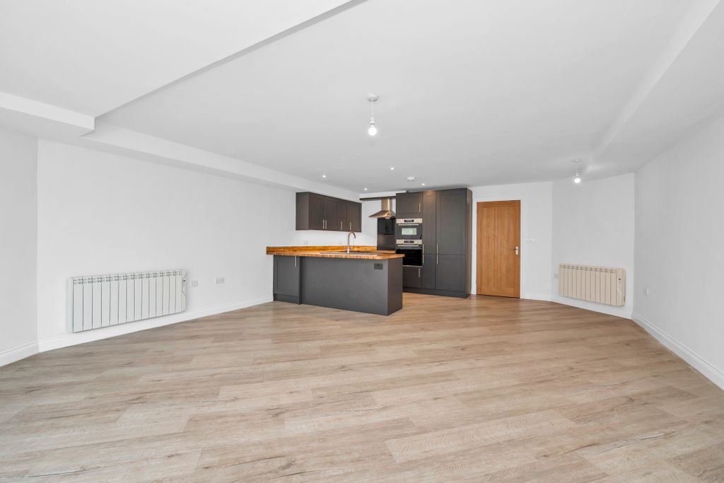 Additional image 6 of 2 bed flat for saleRisbygate Street, Bury St. Edmunds IP33