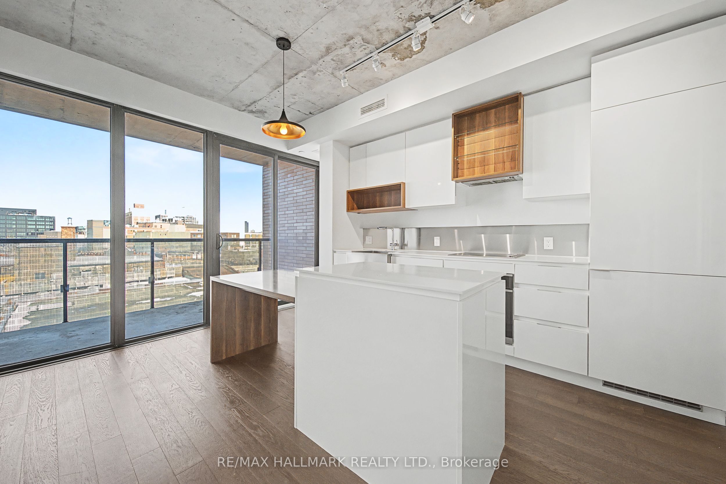 Additional image 2 of 609-383 Sorauren Avenue, Toronto, ON, M6R 0A4