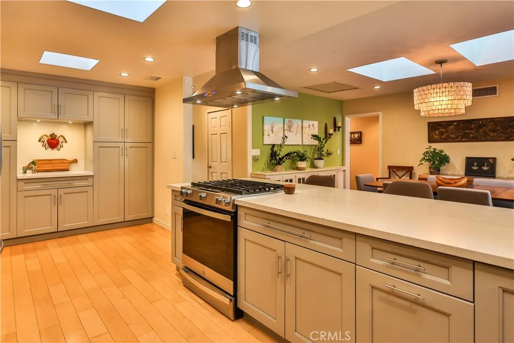 Additional image 13 of 982 Northwestern Dr, Claremont, CA 91711