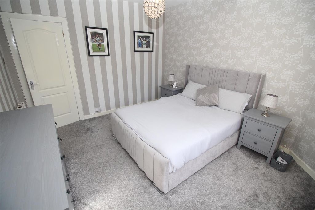 Additional image 8 of 2 bed flat for saleBannockburn Street, Greenock PA16