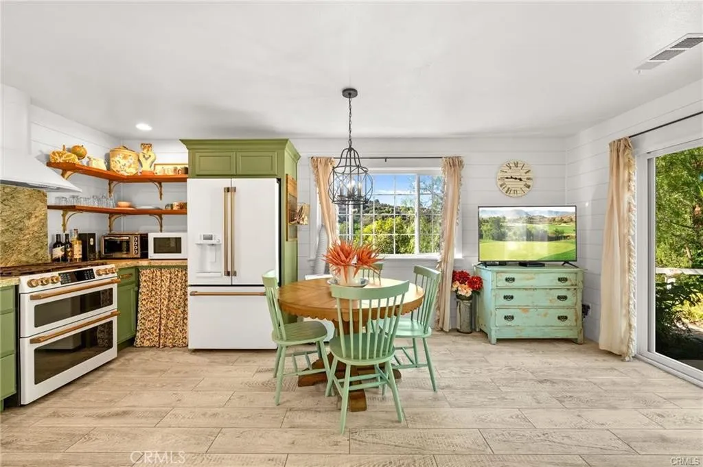 Additional image 140 of 3945 Pala Mesa Dr, Fallbrook, CA 92028