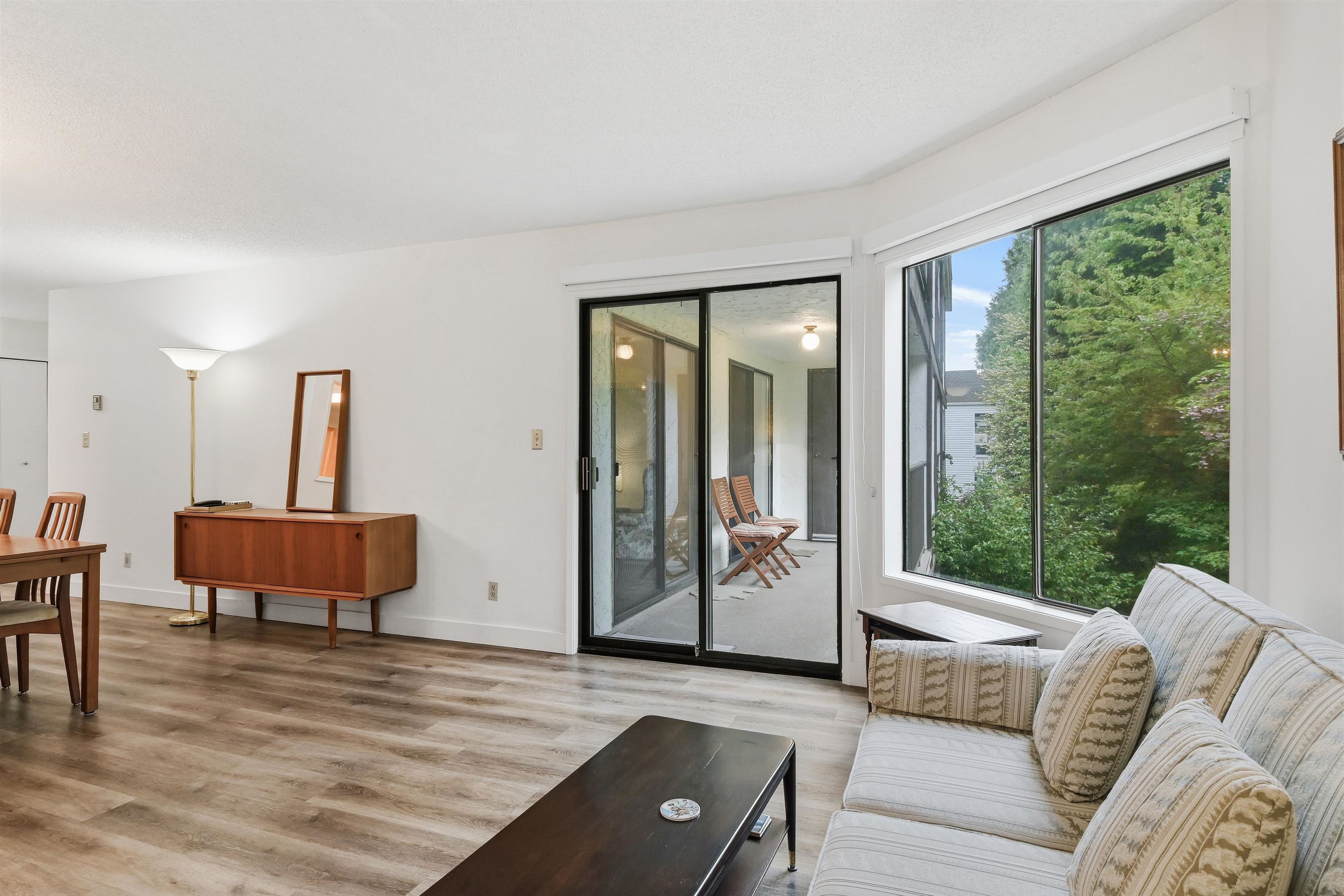 Additional image 6 of 210-1521 Blackwood Street, White Rock, BC, V4B 3V6