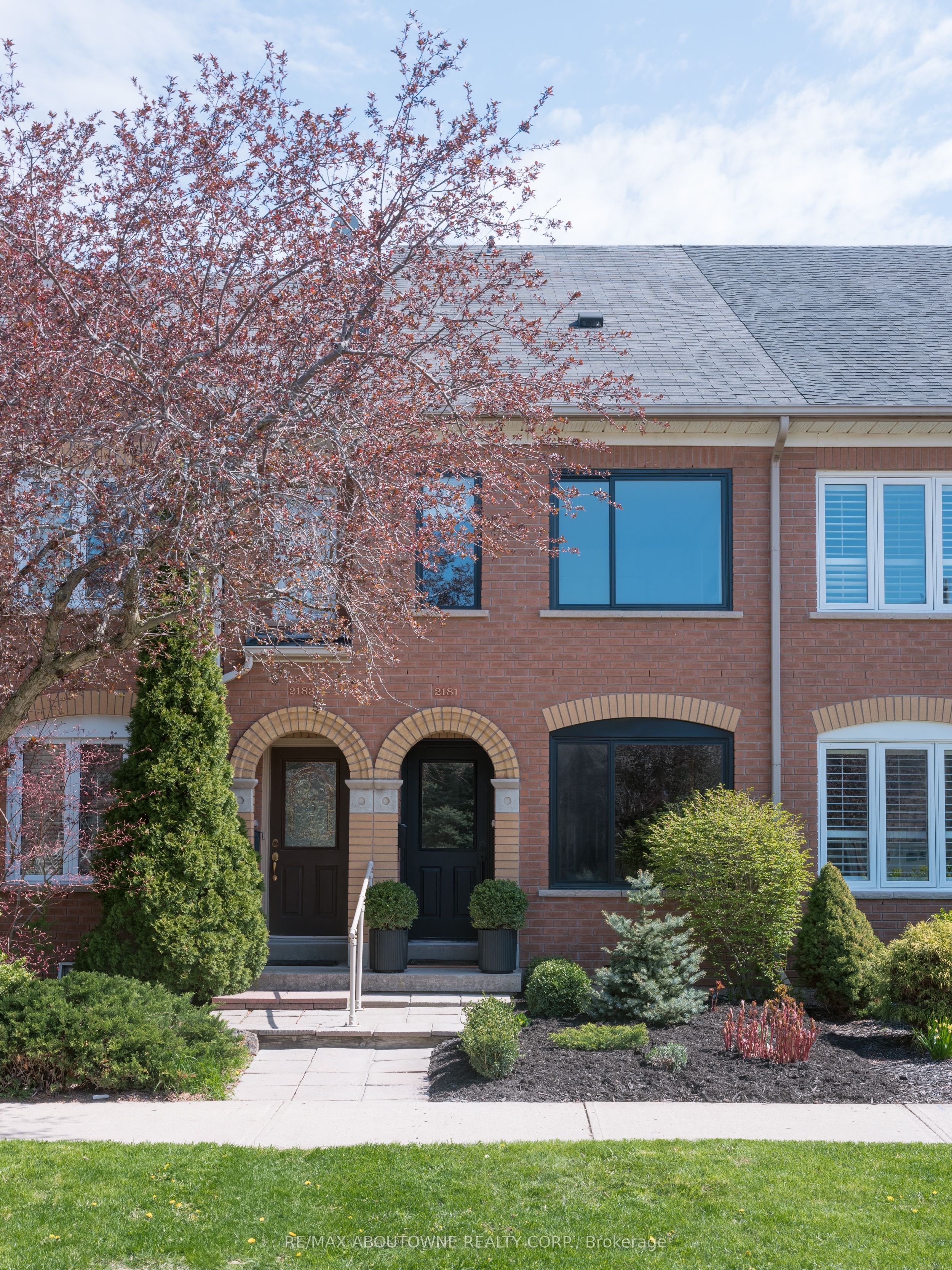 2181 Oakpoint Road, Oakville, ON, L6M 3N4