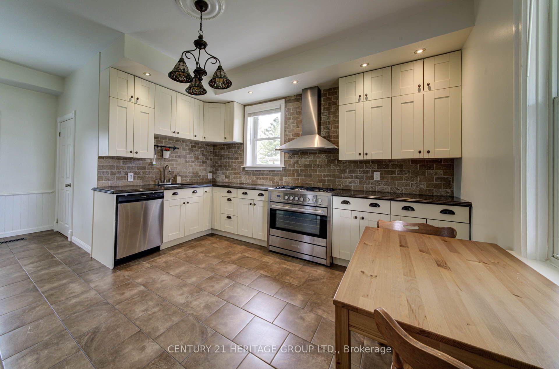 Additional image 4 of 2107 Victoria Street, Innisfil, ON, L9S 1J7
