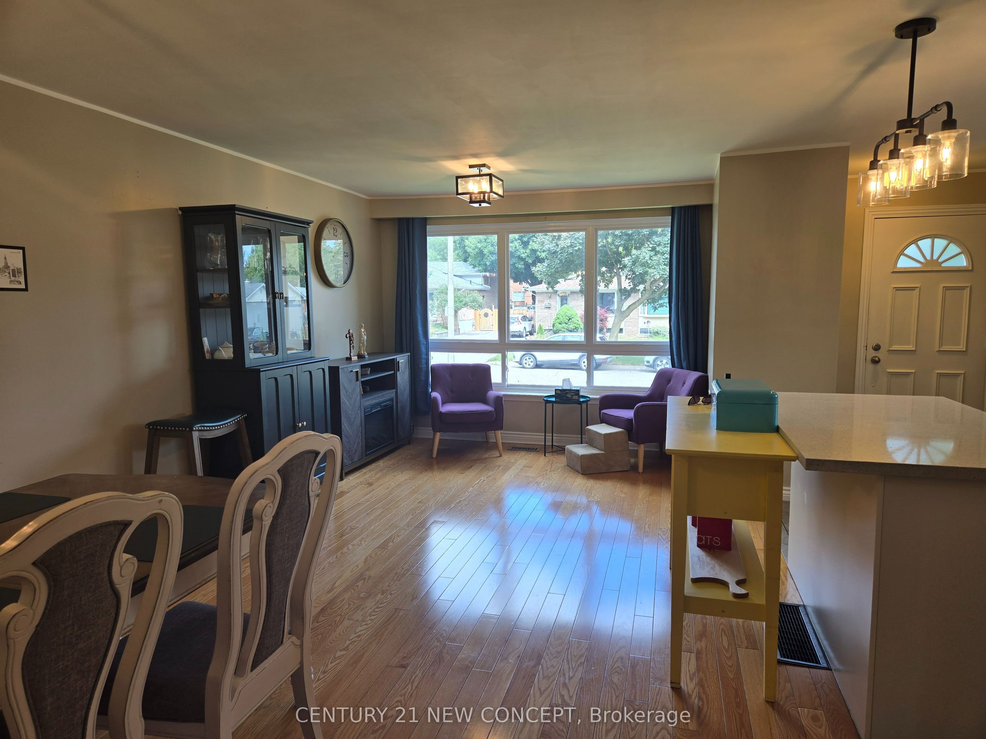 Additional image 4 of 412 Melores Drive, Burlington, ON, L7L 4T8