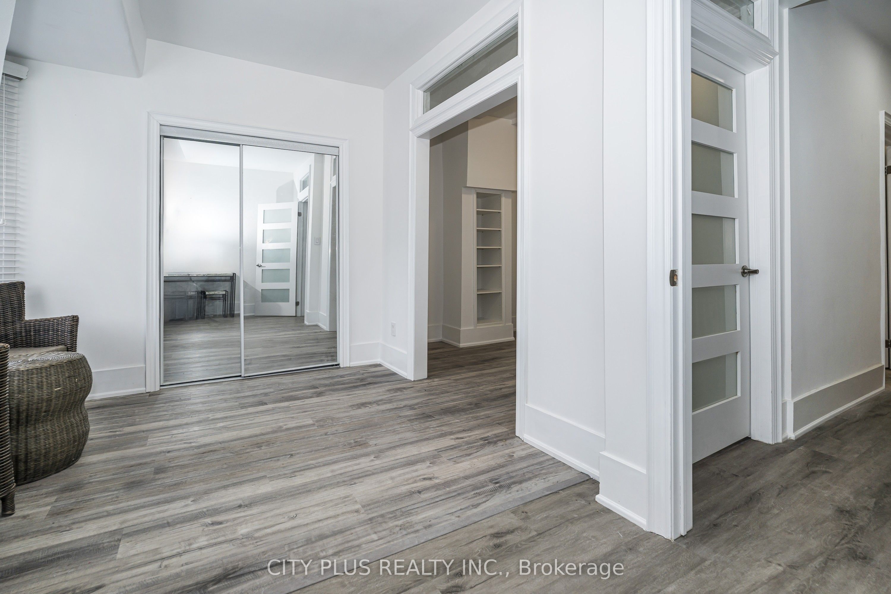 Additional image 4 of 2nd Floor-106 Harbord Street, Toronto, ON, M5S 1G6