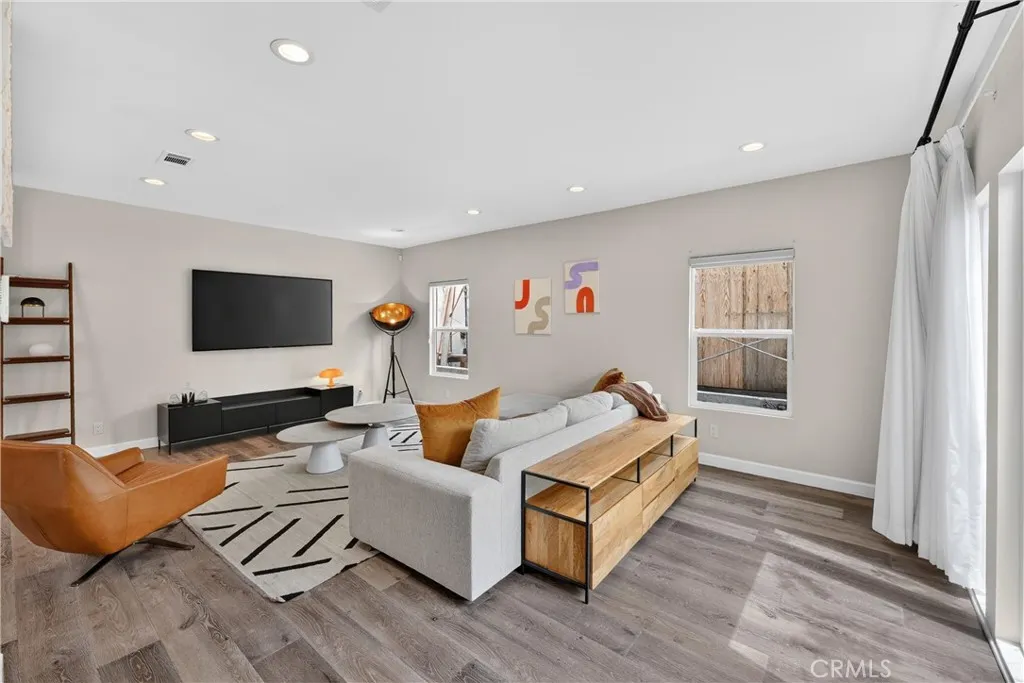Additional image 58 of 1029 Keniston Avenue, Los Angeles, CA 90019