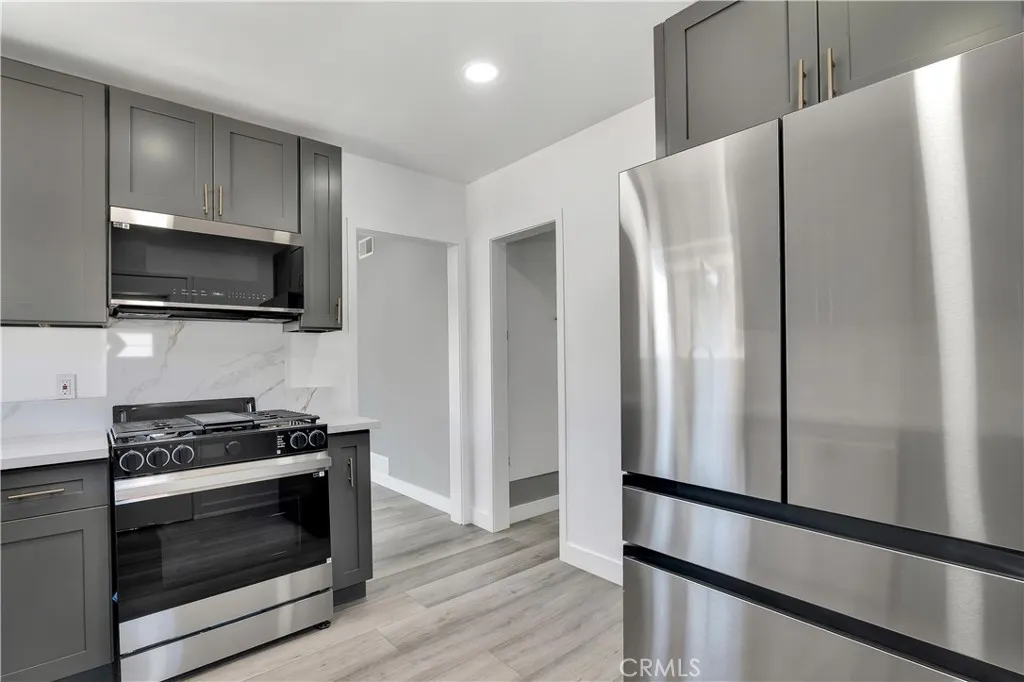Additional image 38 of 18234 Sugarman Street, Tarzana, CA 91356
