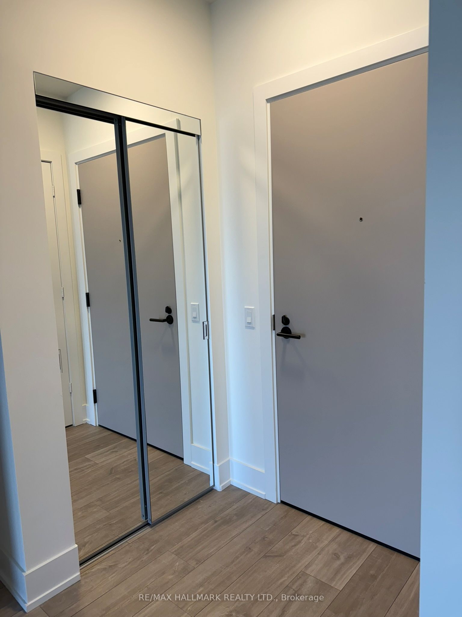 Additional image 4 of 614-858 Dupont Street, Toronto, ON, M6G 0C1