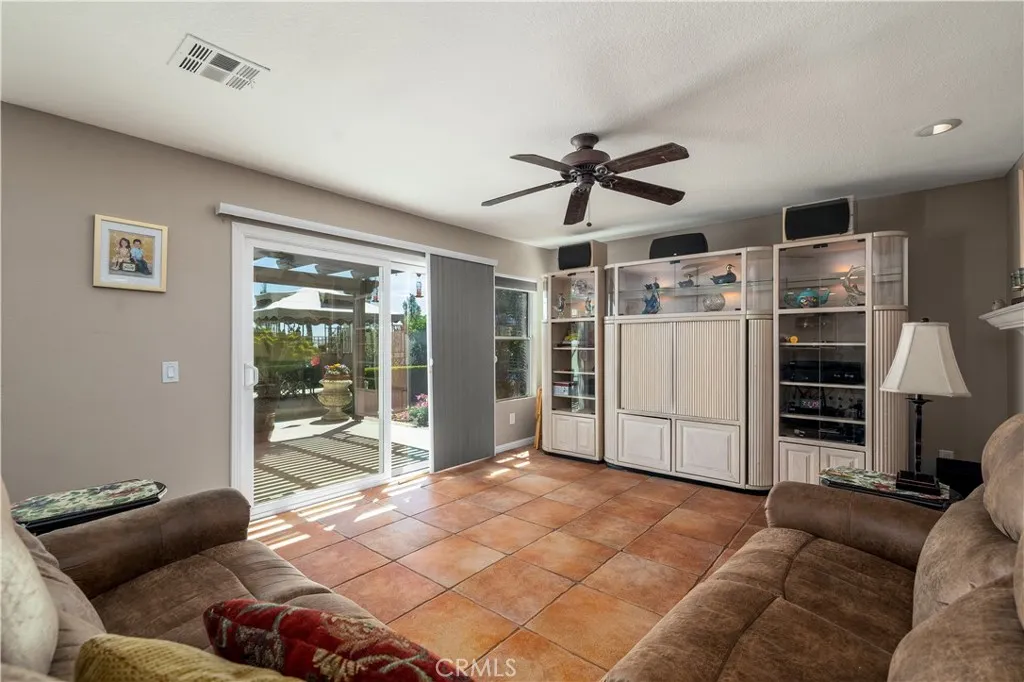 Additional image 61 of 5 Del Pizzoli, Lake Elsinore, CA 92532
