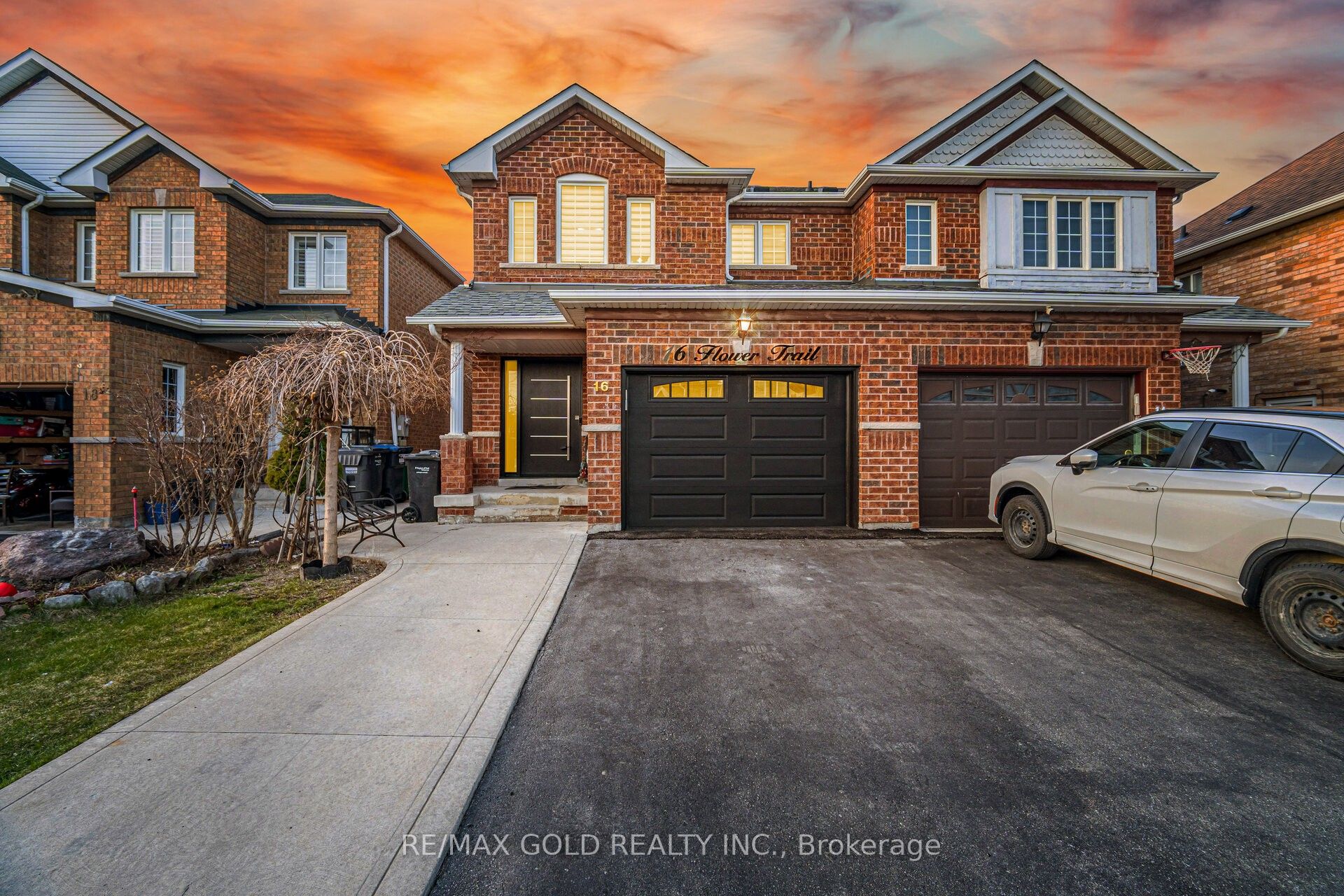 16 Flower Trail, Brampton, ON, L6P 1P1