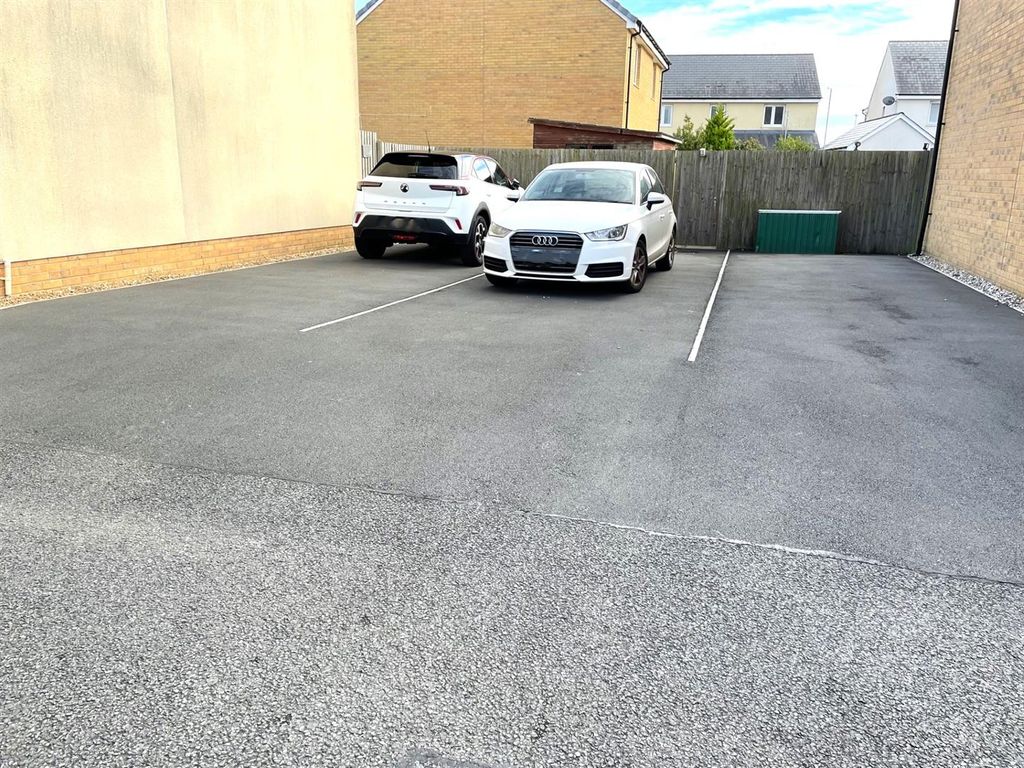 Additional image 21 of 4 bed town house for saleY Ffowndri, Llanelli SA15