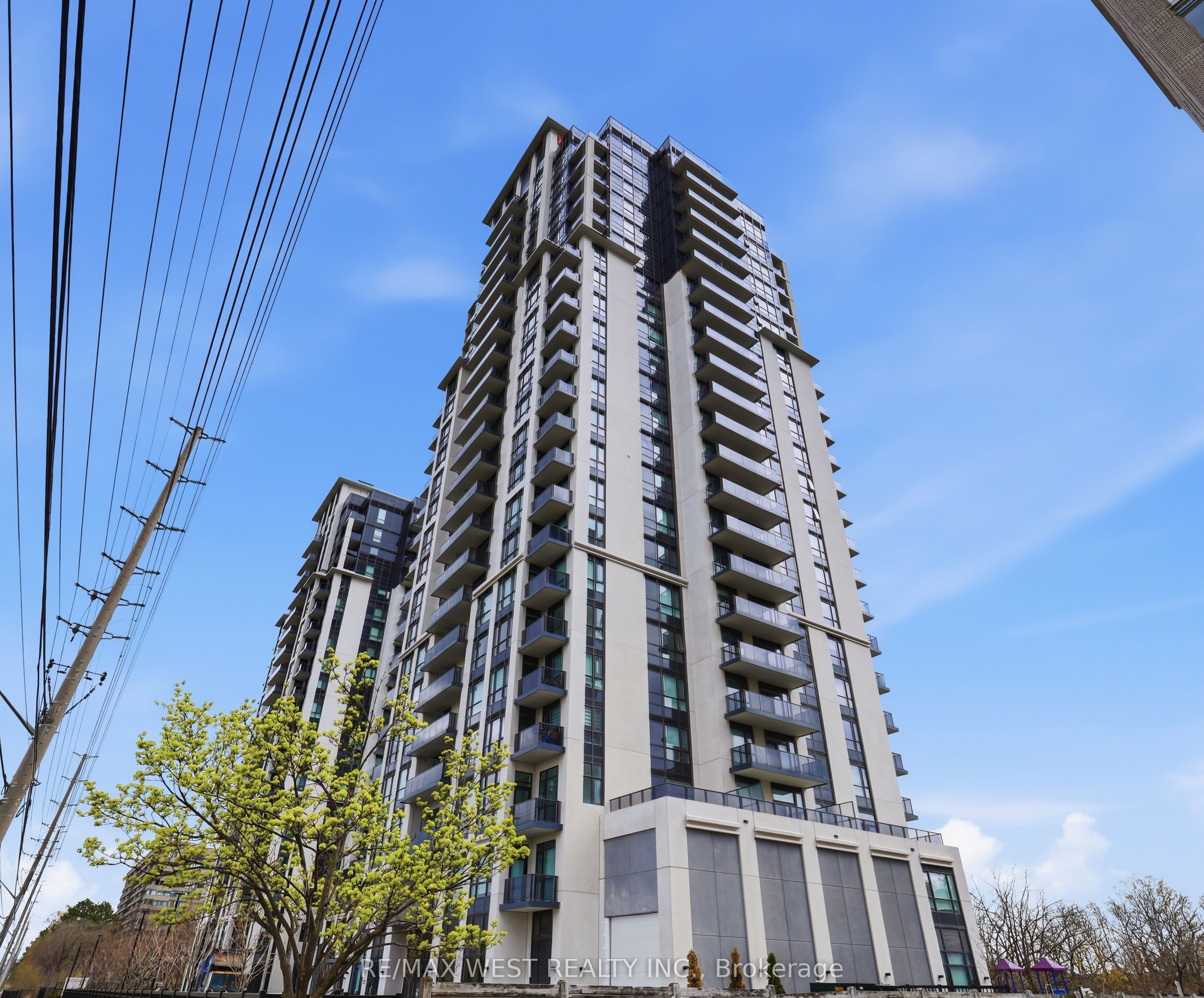 1310-202 Burnhamthorpe Road E, Mississauga, ON, L5A 0B2
