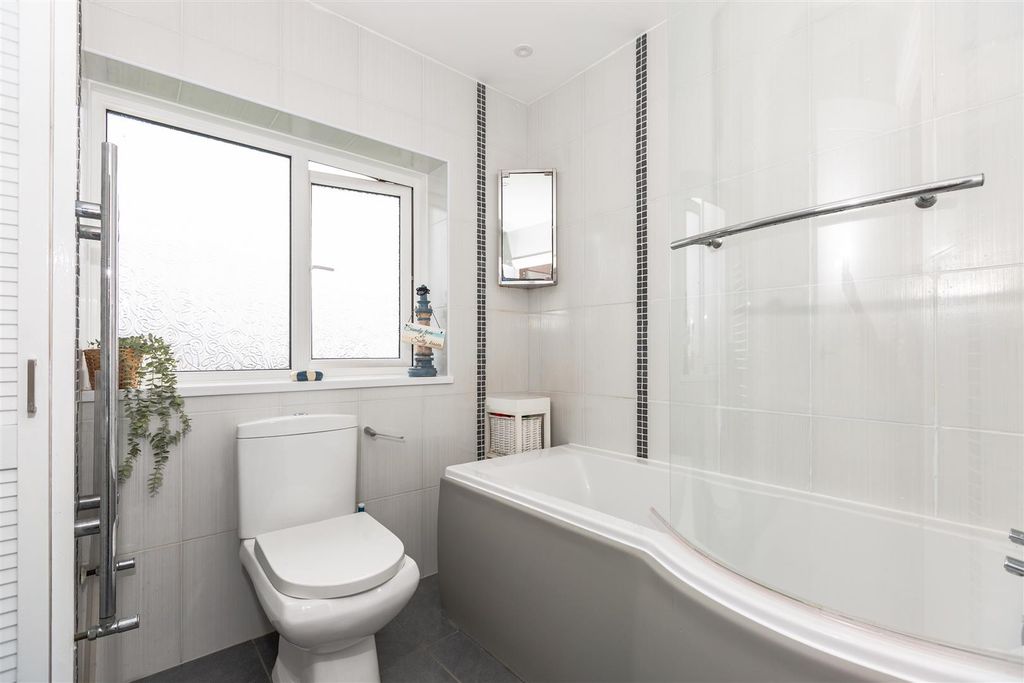 Additional image 10 of 3 bed detached house for saleLon Mafon, Sketty, Swansea SA2