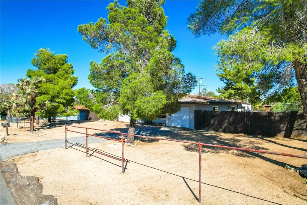 Additional image 6 of 7453 Condalia Avenue, Yucca Valley, CA 92284