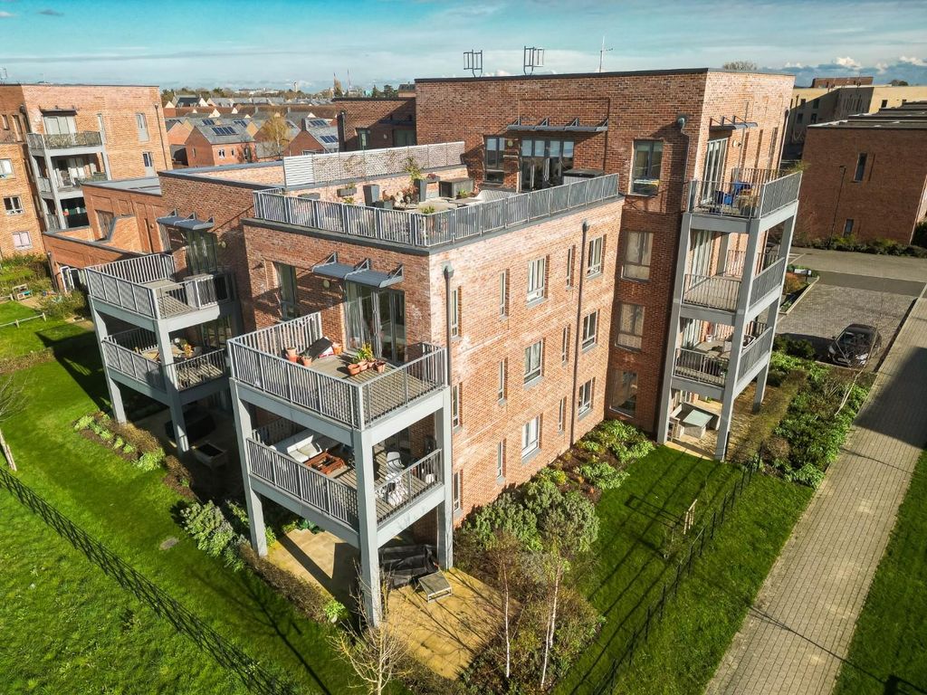 Additional image 20 of 3 bed flat for saleRenard Way, Trumpington, Cambridge CB2