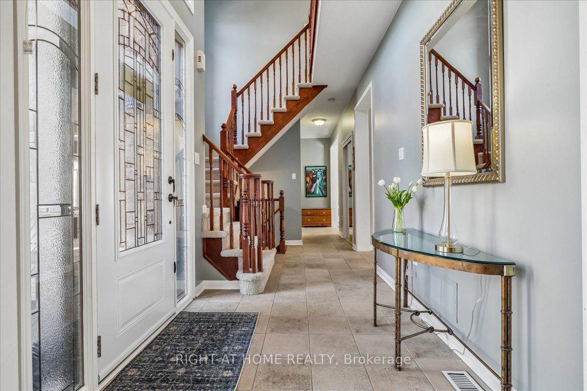 Additional image 4 of 2021 Oak Grove Place, Burlington, ON, L7L 6M8