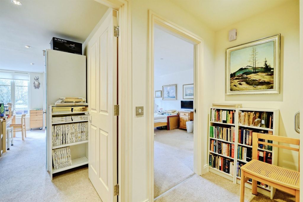 Additional image 9 of 1 bed flat for saleGarnier Drive, Bishopstoke, Eastleigh SO50