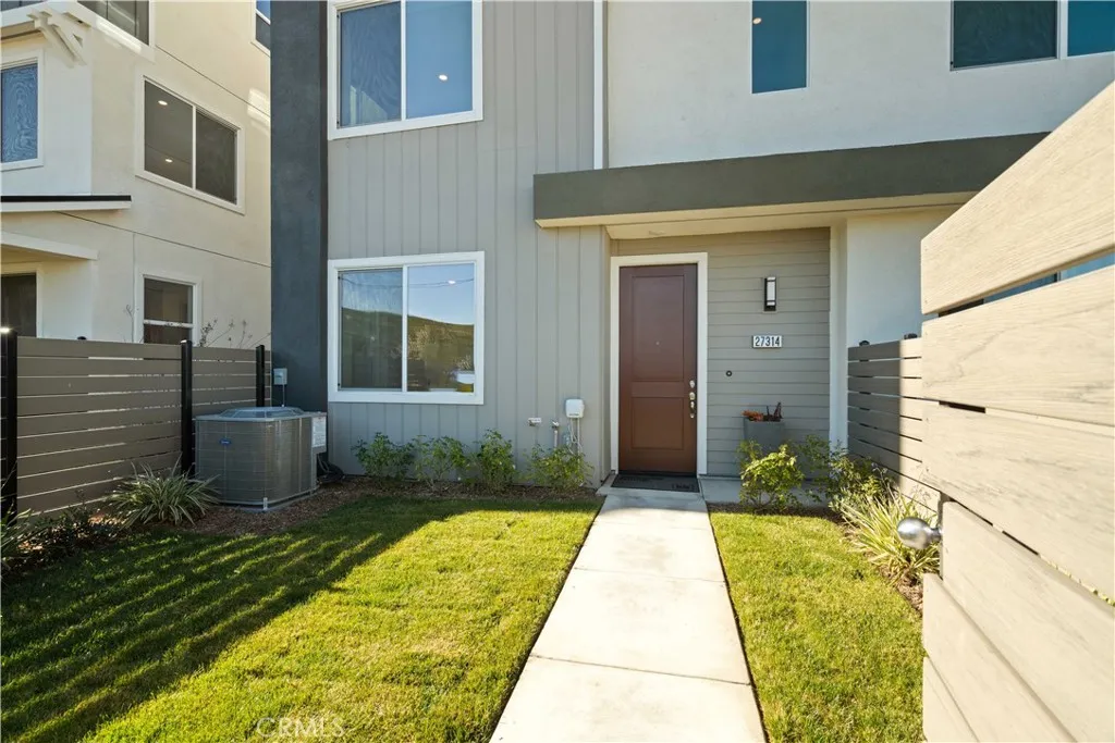 Additional image 36 of 27314 Bear Creek Lane, Valencia, CA 91381