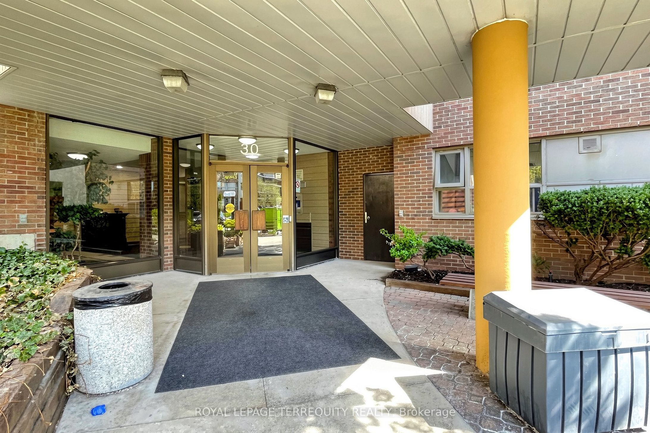 Additional image 4 of 103-30 Sunrise Avenue, Toronto, ON, M4A 2R3