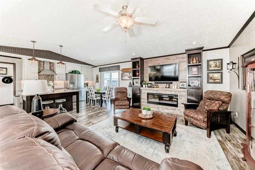 Additional image 4 of 131-15 Mackenzie Ranch Way, Lacombe, AB, T4L 0B4