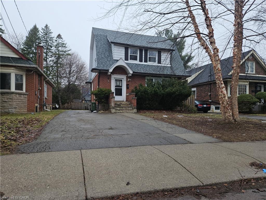 2-35 Kingsmount Street N, Hamilton, ON, L8S 3L2