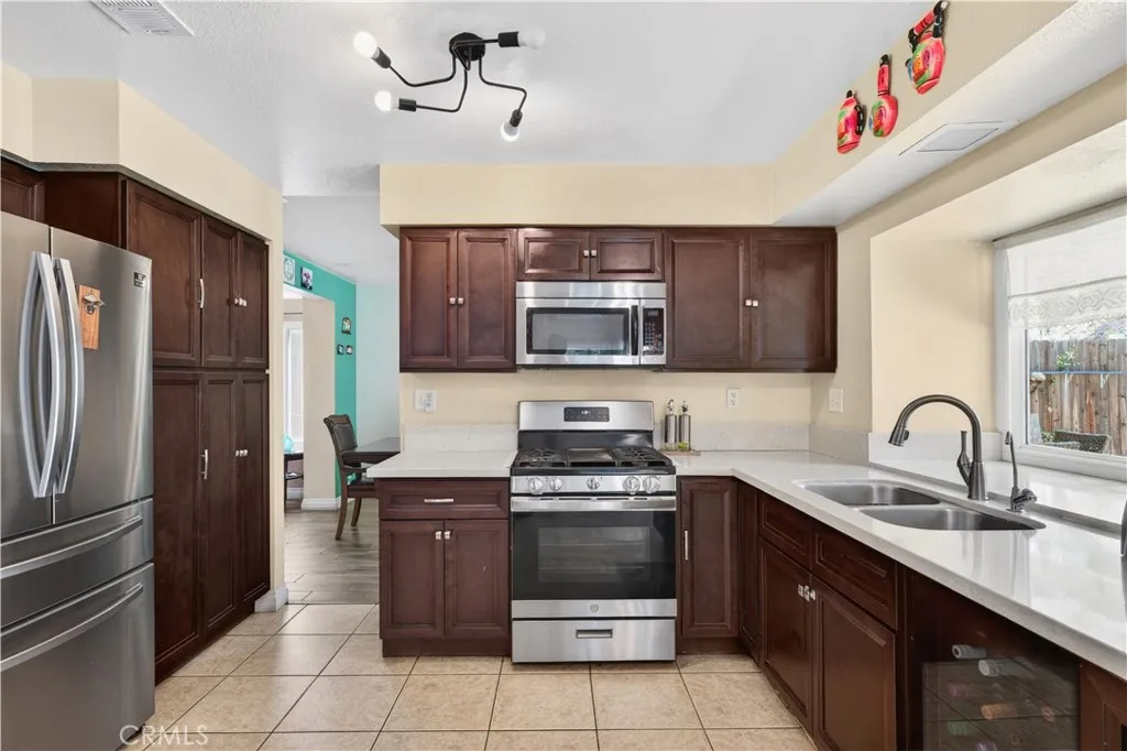 Additional image 10 of 7726 Whitney Drive, Jurupa Valley, CA 92509
