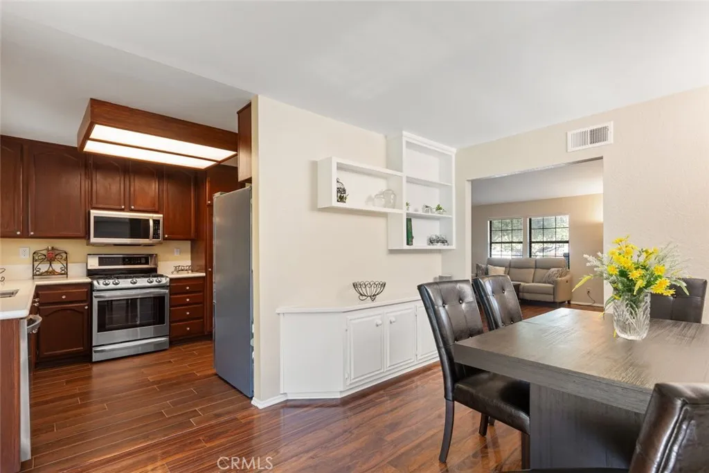 Additional image 9 of 28015 Tupelo Ridge Dr, Valencia, CA 91354