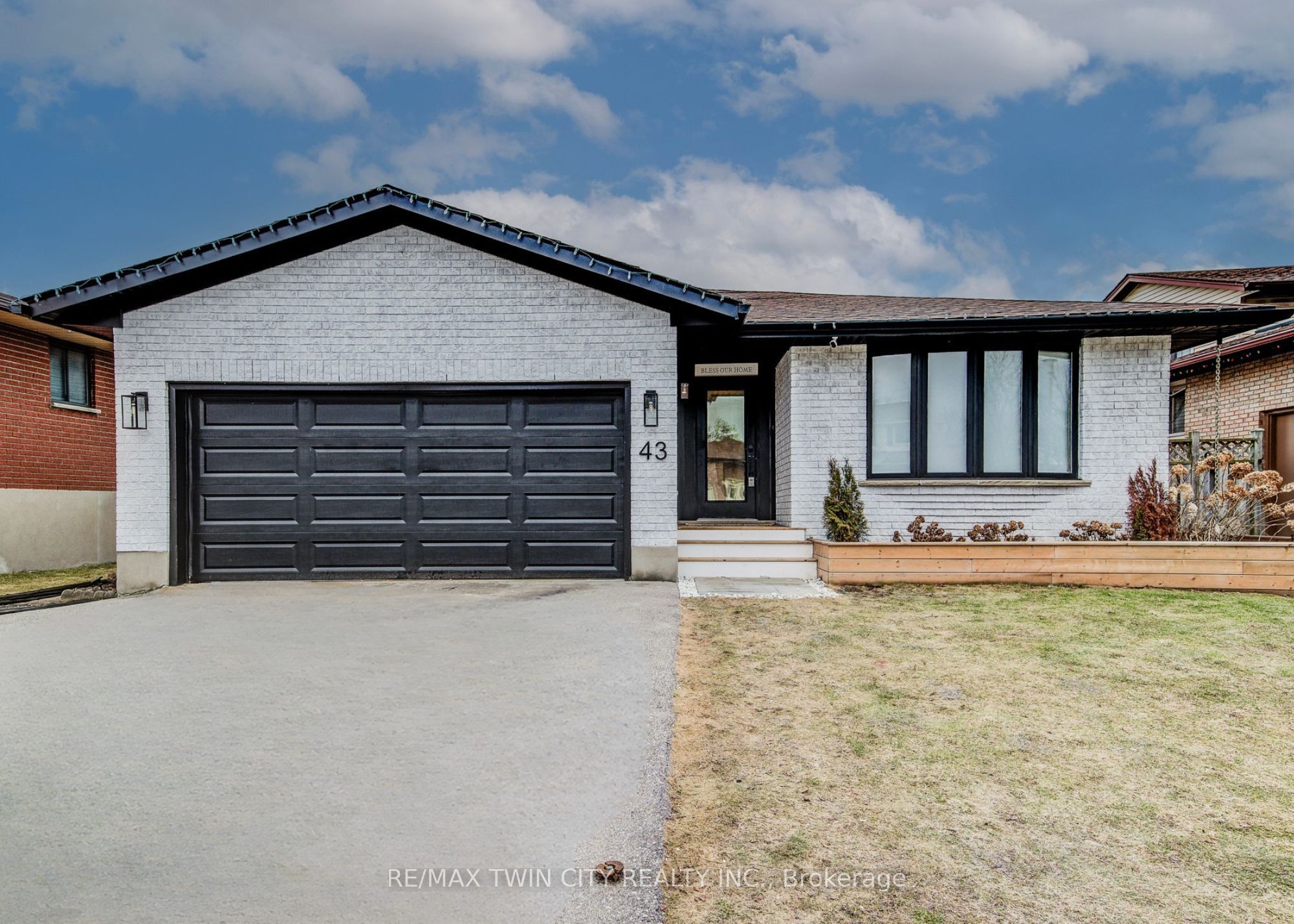 43 Southview Crescent, Cambridge, ON, N1P 1A3