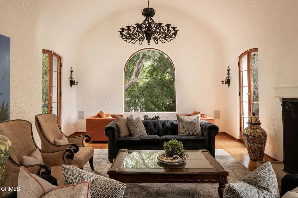 Additional image 9 of 201 La Vereda Road, Pasadena, CA 91105