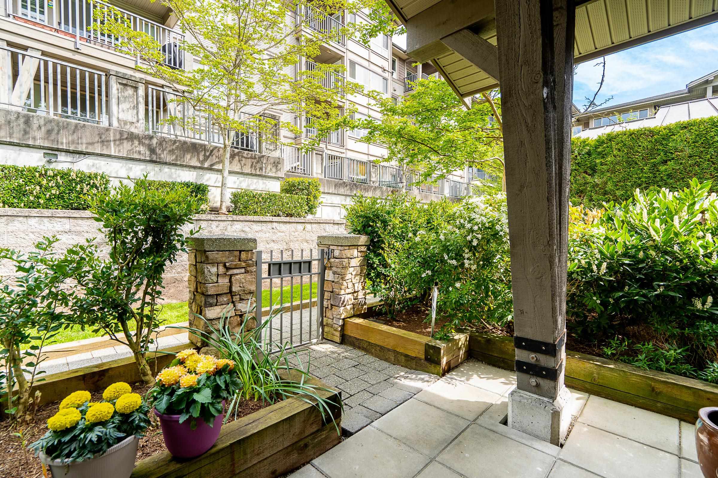 Additional image 2 of 6-3138 Dayanee Springs Boulevard, Coquitlam, BC, V3E 0B6