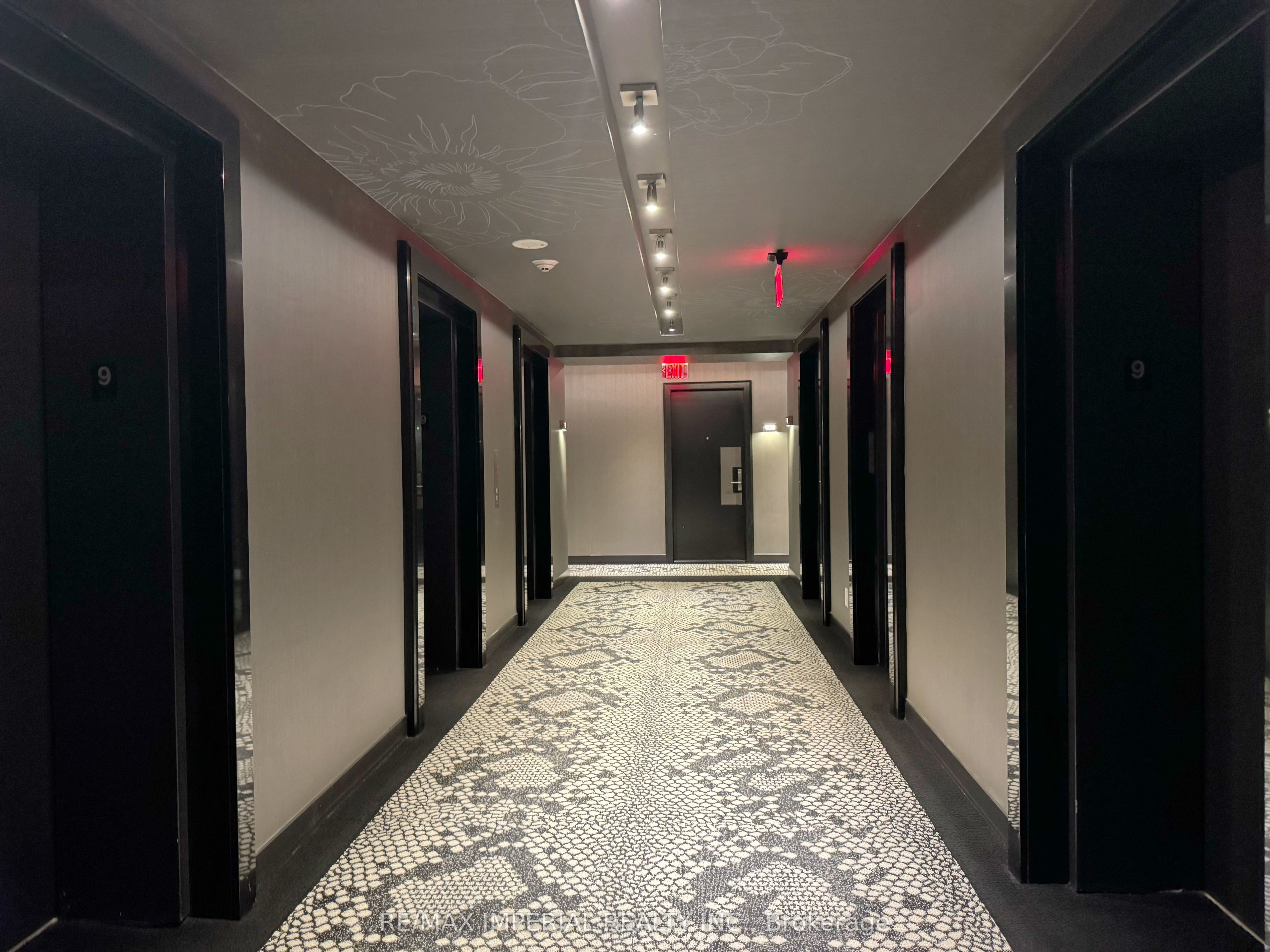 909-1080 Bay Street, Toronto, ON, M5S 0A5