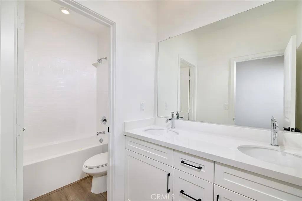 Additional image 46 of 16534 Stone Pine Lane, Fontana, CA 92336