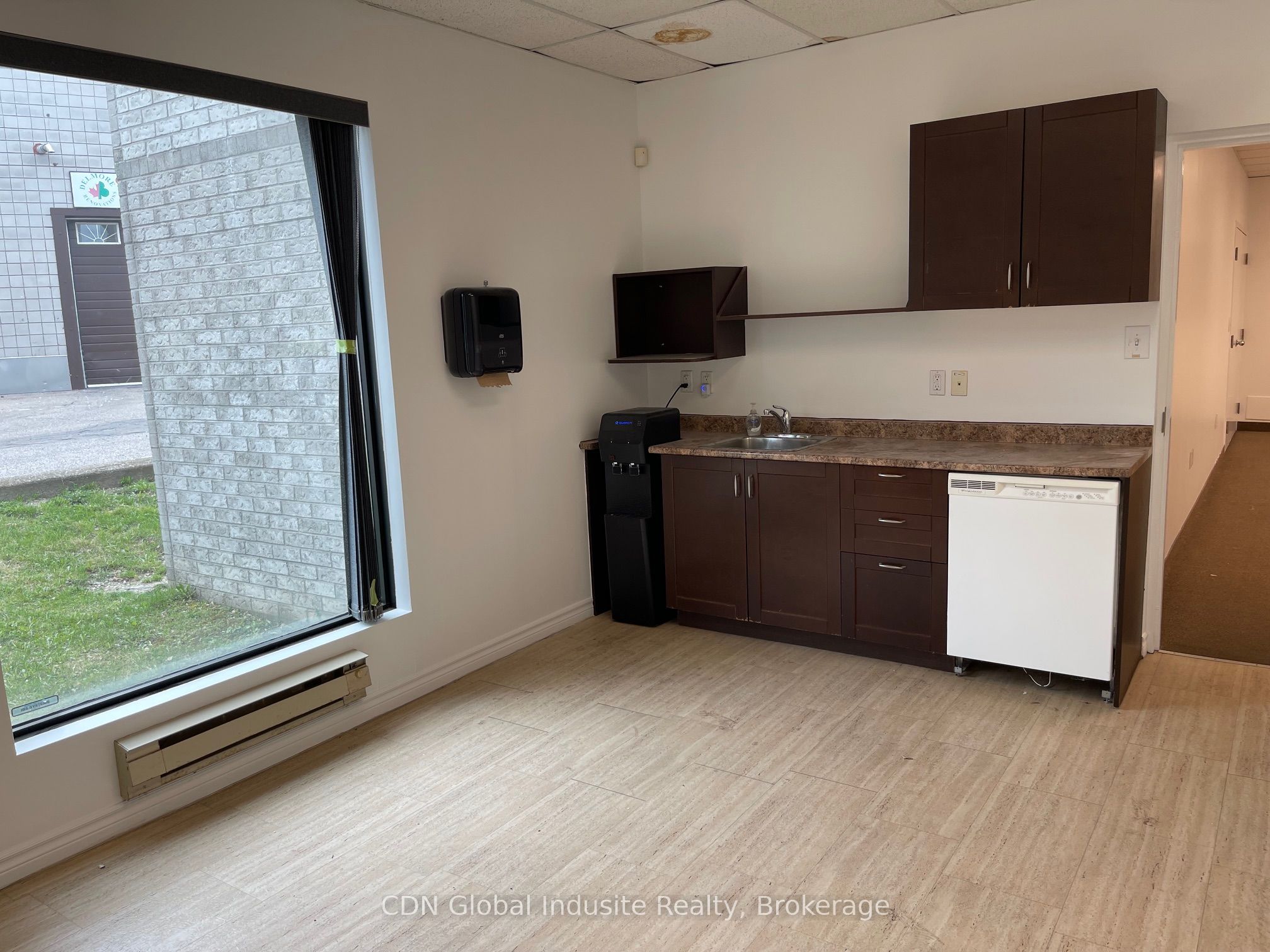 Additional image 2 of #A-2596 Dunwin Drive, Mississauga, ON, L5L 1J5