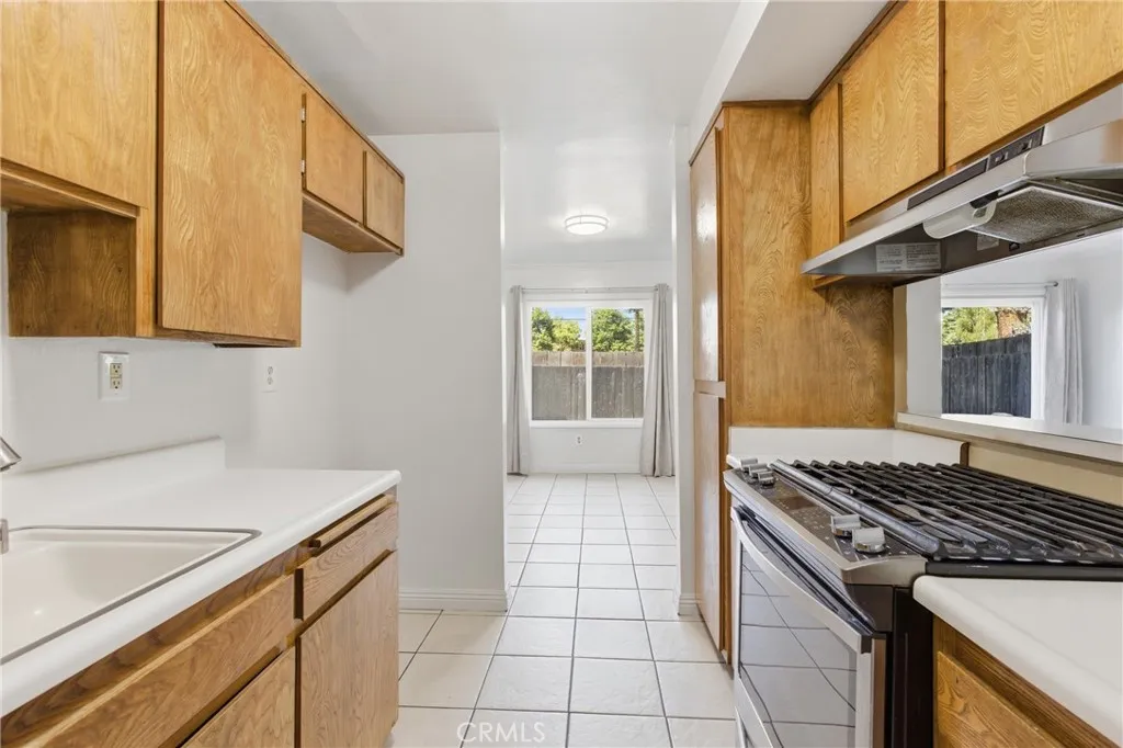 4801 Jackson St Unit B, Riverside, CA 92503 photo 5