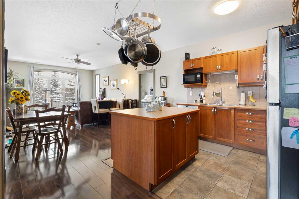 Additional image 4 of 502-8000 Wentworth Drive SW, Calgary, AB, T3H 5K8