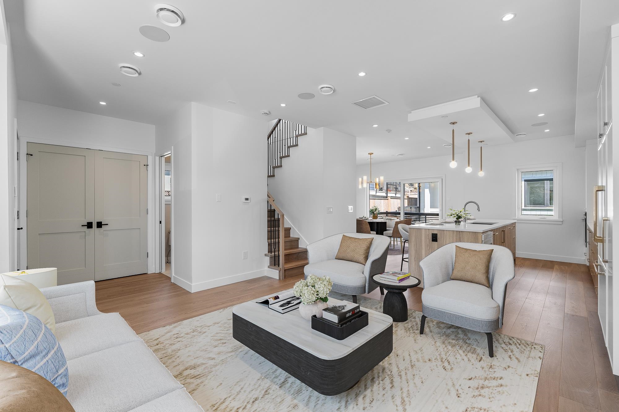 Additional image 6 of 1-1860 Moore Avenue, Burnaby, BC, V5B 4N3