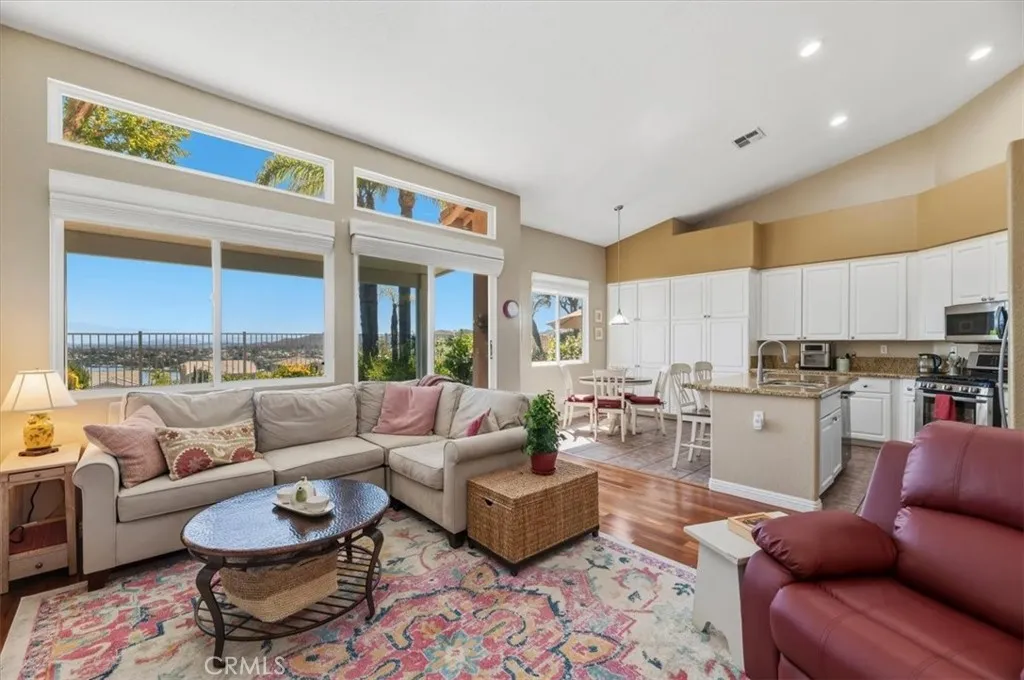 Additional image 17 of 35 Villa Valtelena, Lake Elsinore, CA 92532