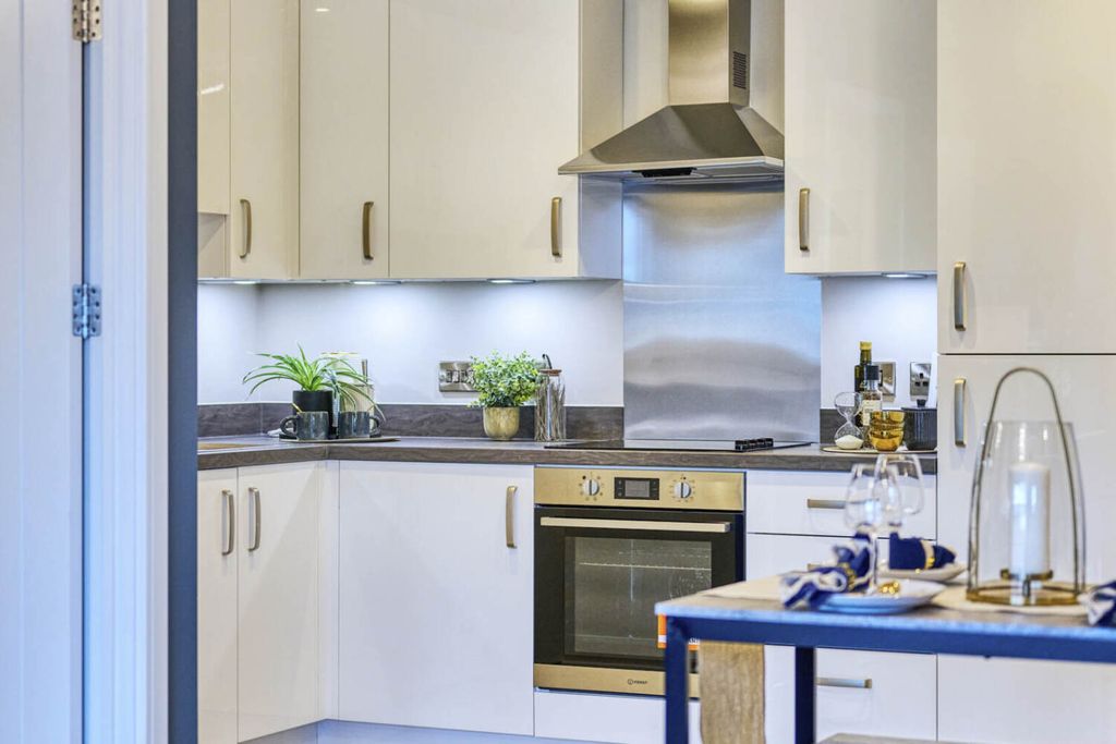 Additional image 2 of 2 bed flat for sale"Type 4B - Plot 140" at Dalmuir Road, Birmingham B31