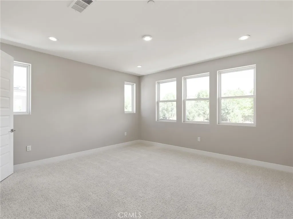 Additional image 26 of 132 Creation, Irvine, CA 92618