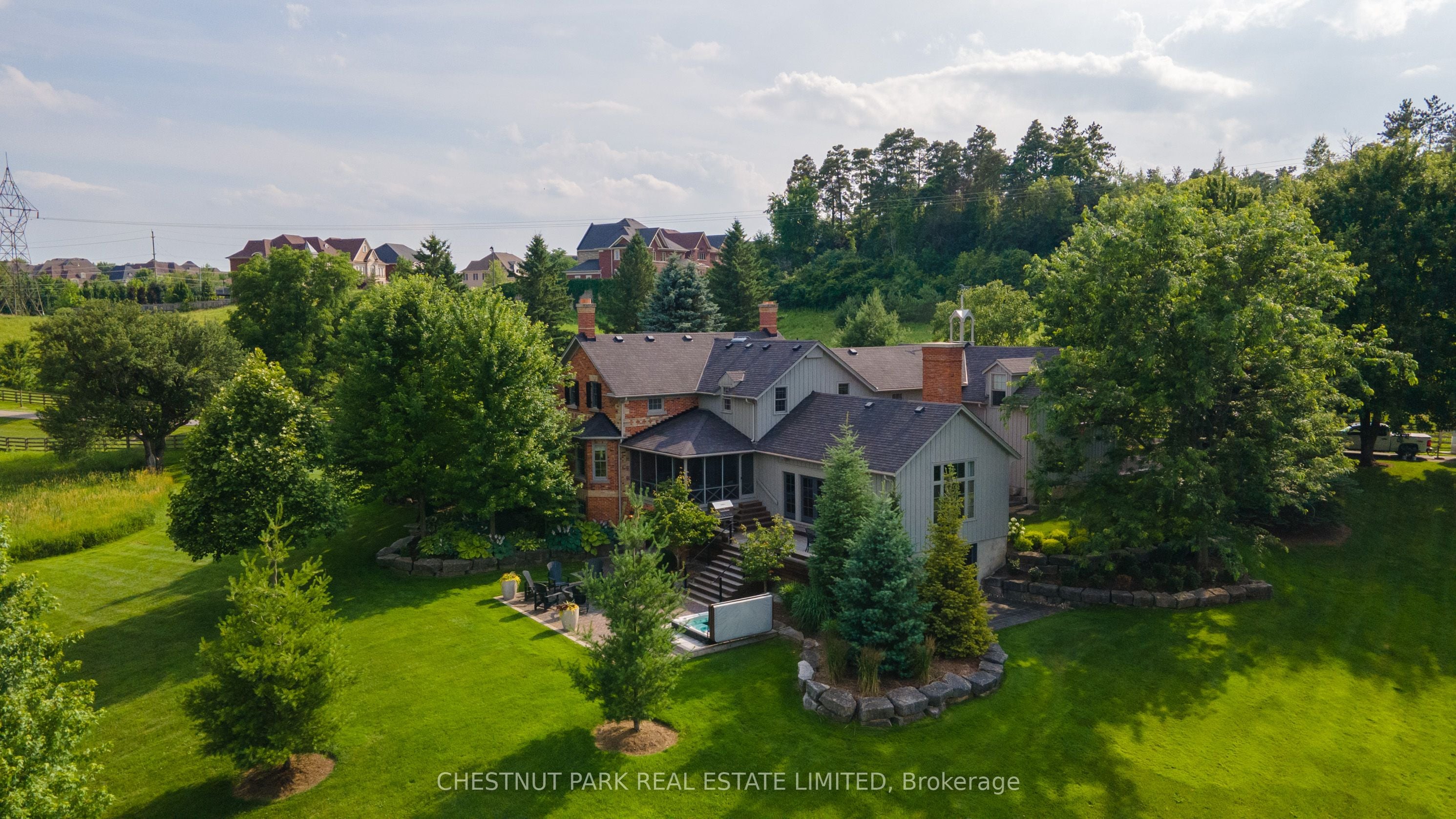 908 Vandorf Side Road, Aurora, ON, L4G 0N7