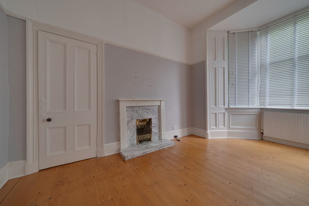Additional image 5 of 4 bed detached house for saleRoman Road, Clydebank G81