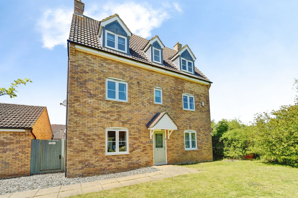 Additional image 6 of 5 bed detached house for saleMaskell Drive, Bedford MK41