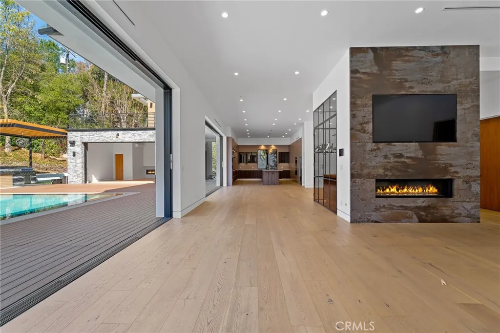Additional image 9 of 4653 Vanalden Avenue, Tarzana, CA 91356