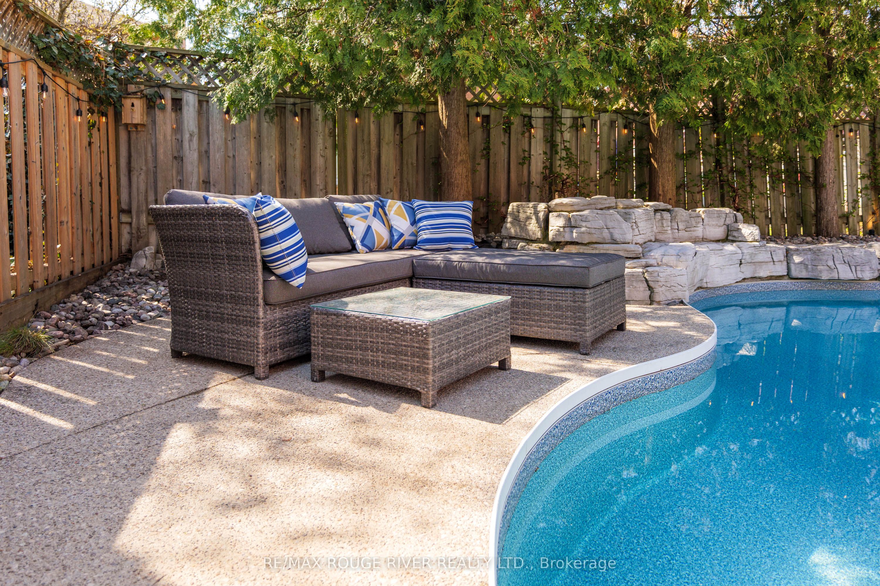 1819 Post Drive, Pickering, ON, L1V 4S8 photo 5