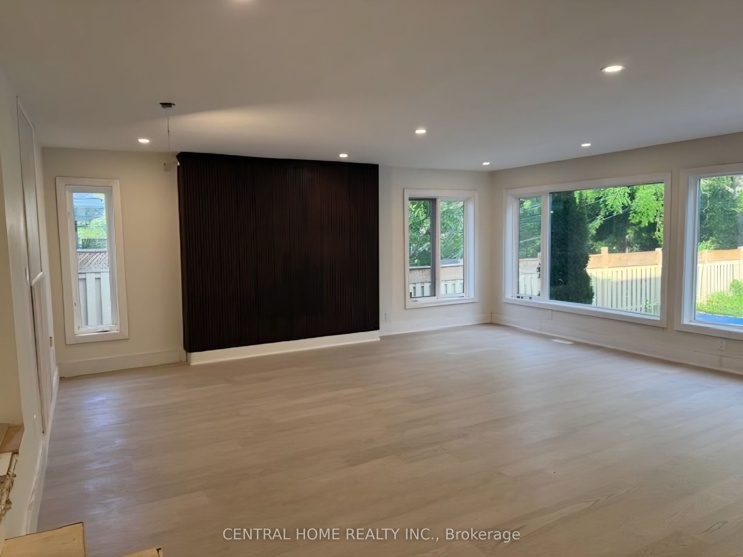 Additional image 6 of 206 Parkview Crescent, Newmarket, ON, L3Y 2C8